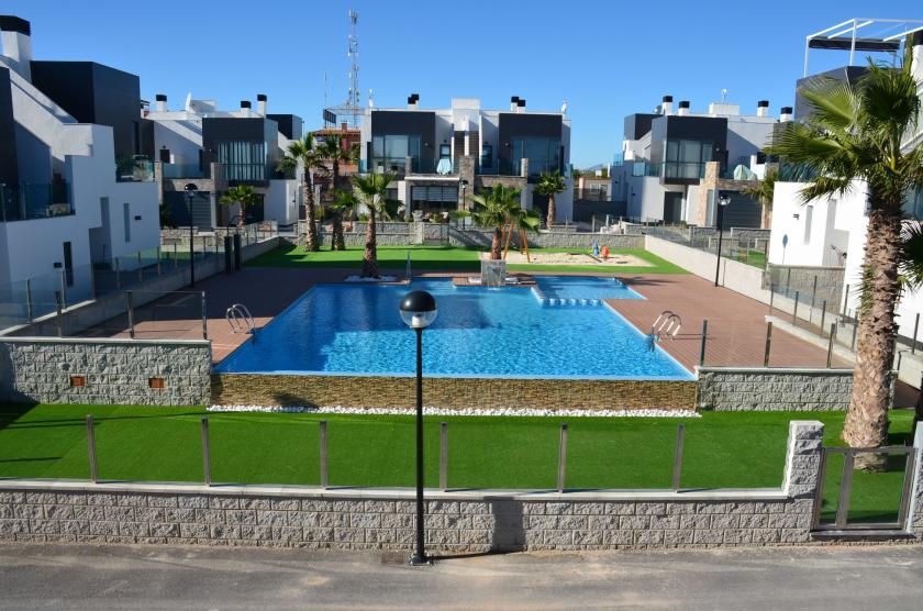 Oasis Hill Campoamor