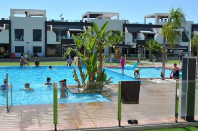 Top floor in Oasis Beach La Zenia 2 Nº 072 in España Casas