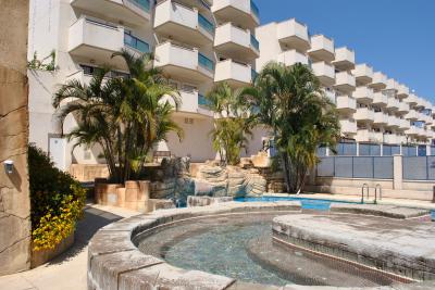 Apartment in Calle Elcano Zen, La Zenia on España Casas