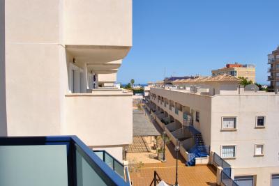 Apartment in Calle Elcano Zen, La Zenia in España Casas